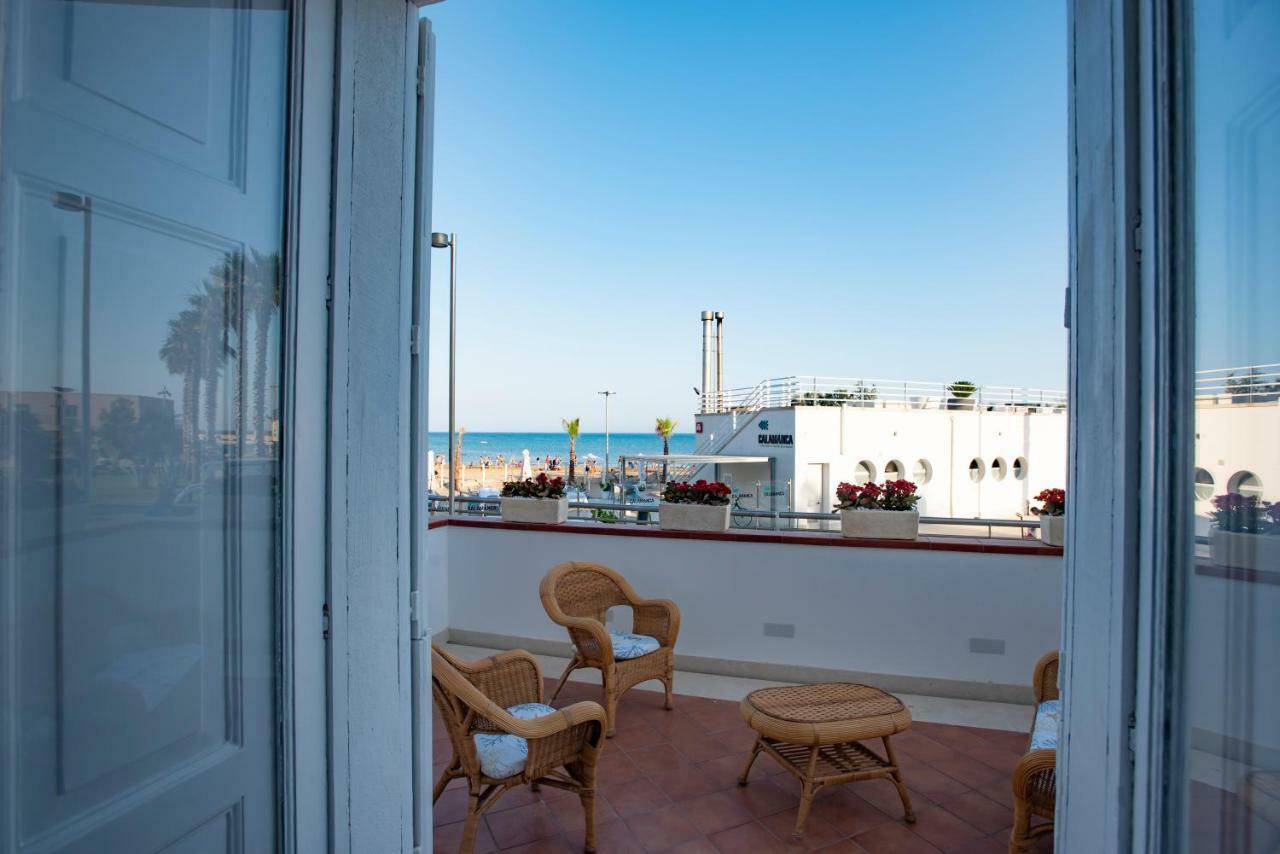 Delposto Marina Di Ragusa Eksteriør billede
